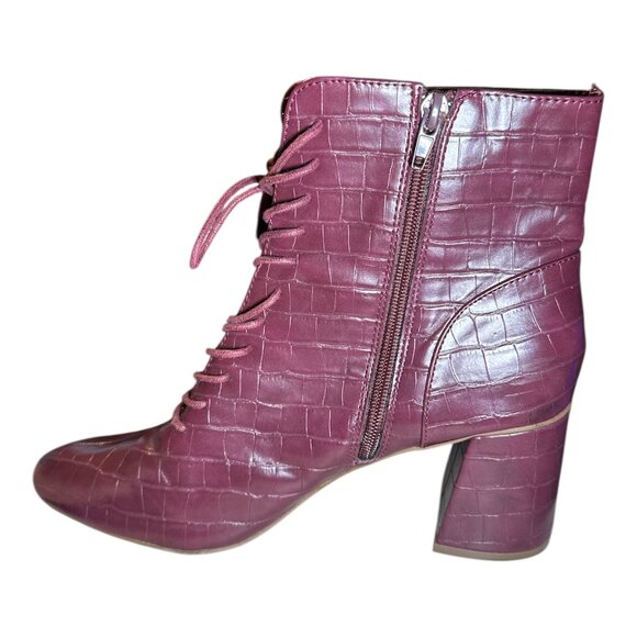 XOXO Women’s Burgundy Victorian Lace-Up Booties Size 9 Croc Embossed - Picture 6 of 10